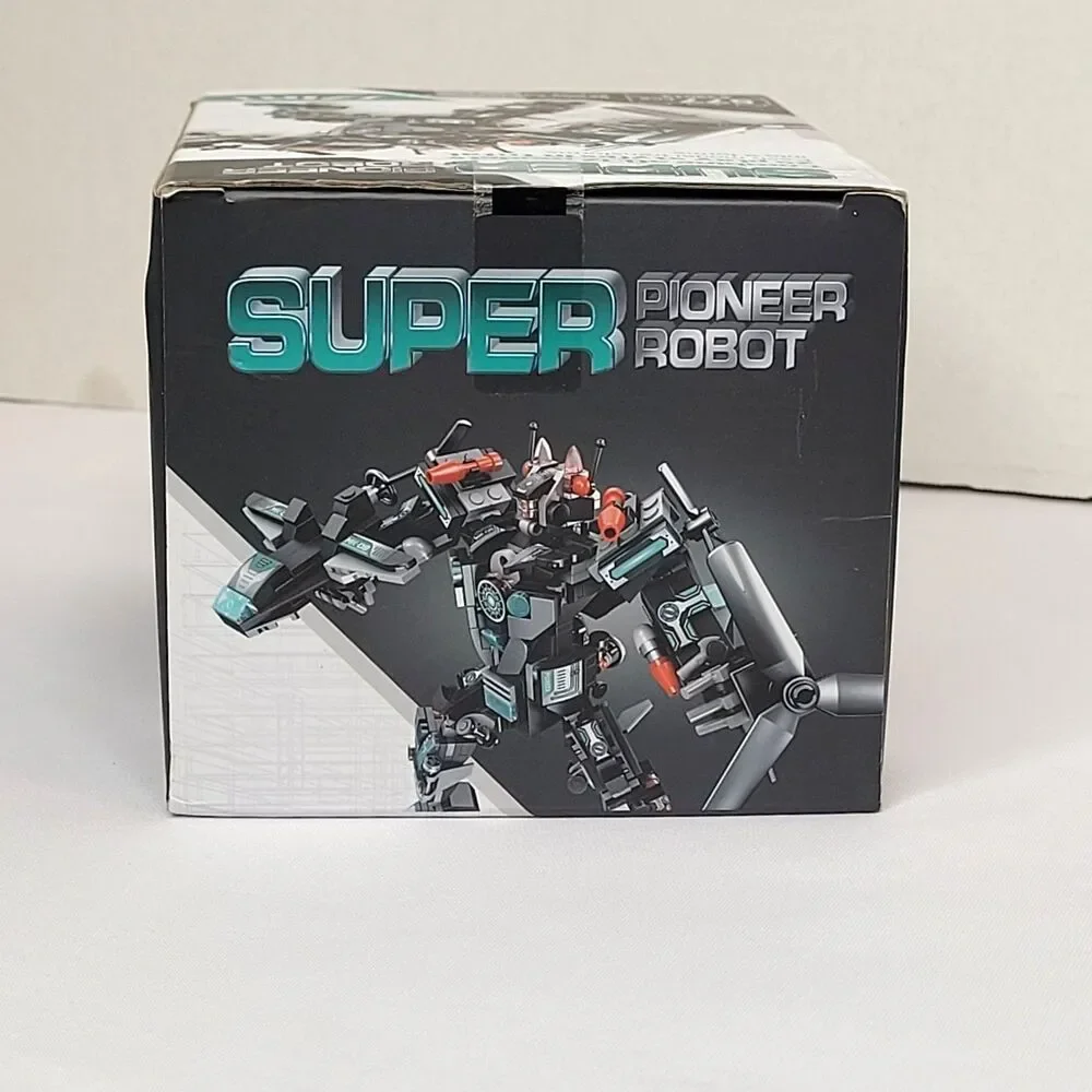 Moontoy Super Pioneer Robot 577 Pc STEM Block Set NIB